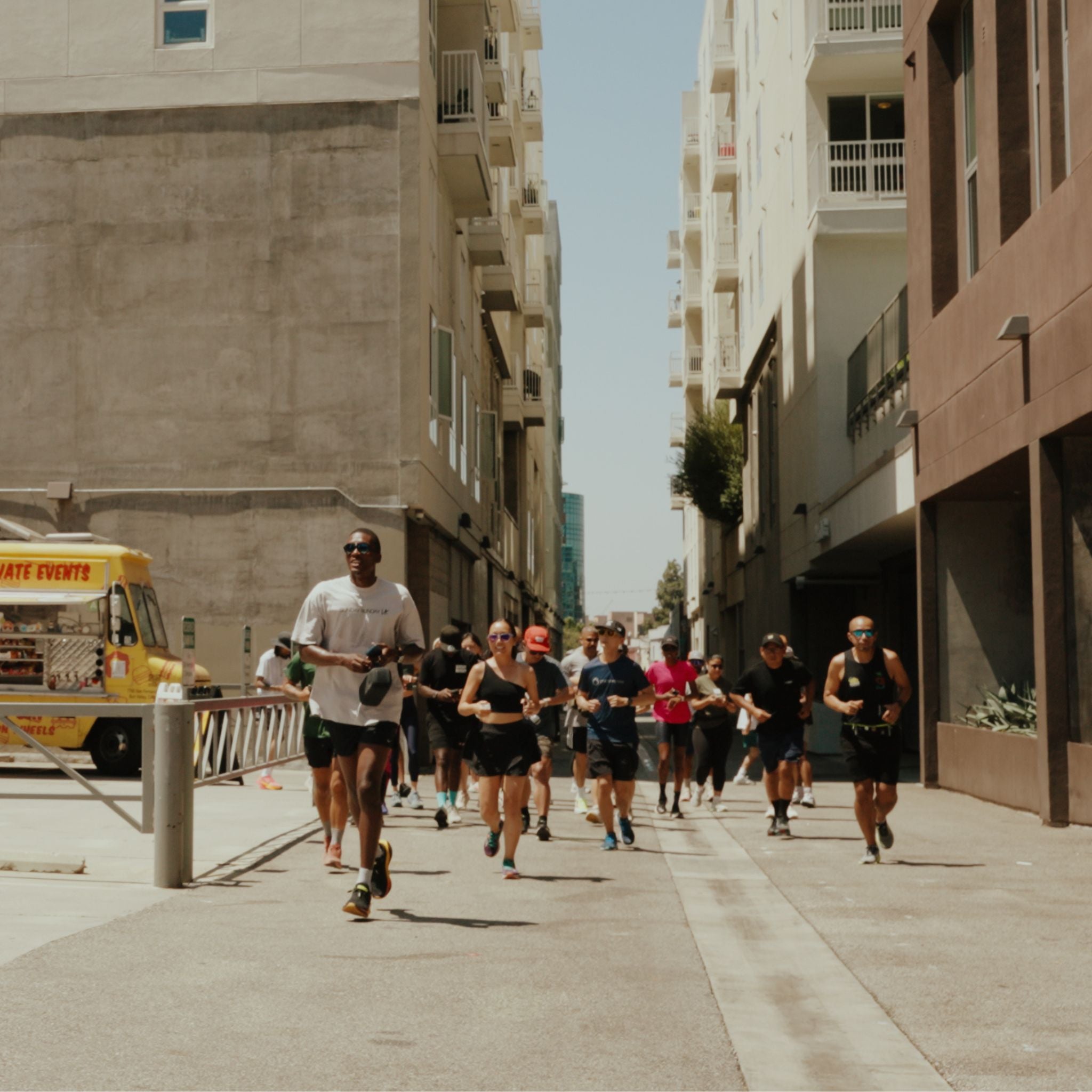 Sunday Runday LA x Oars + Alps Running Essentials Kit